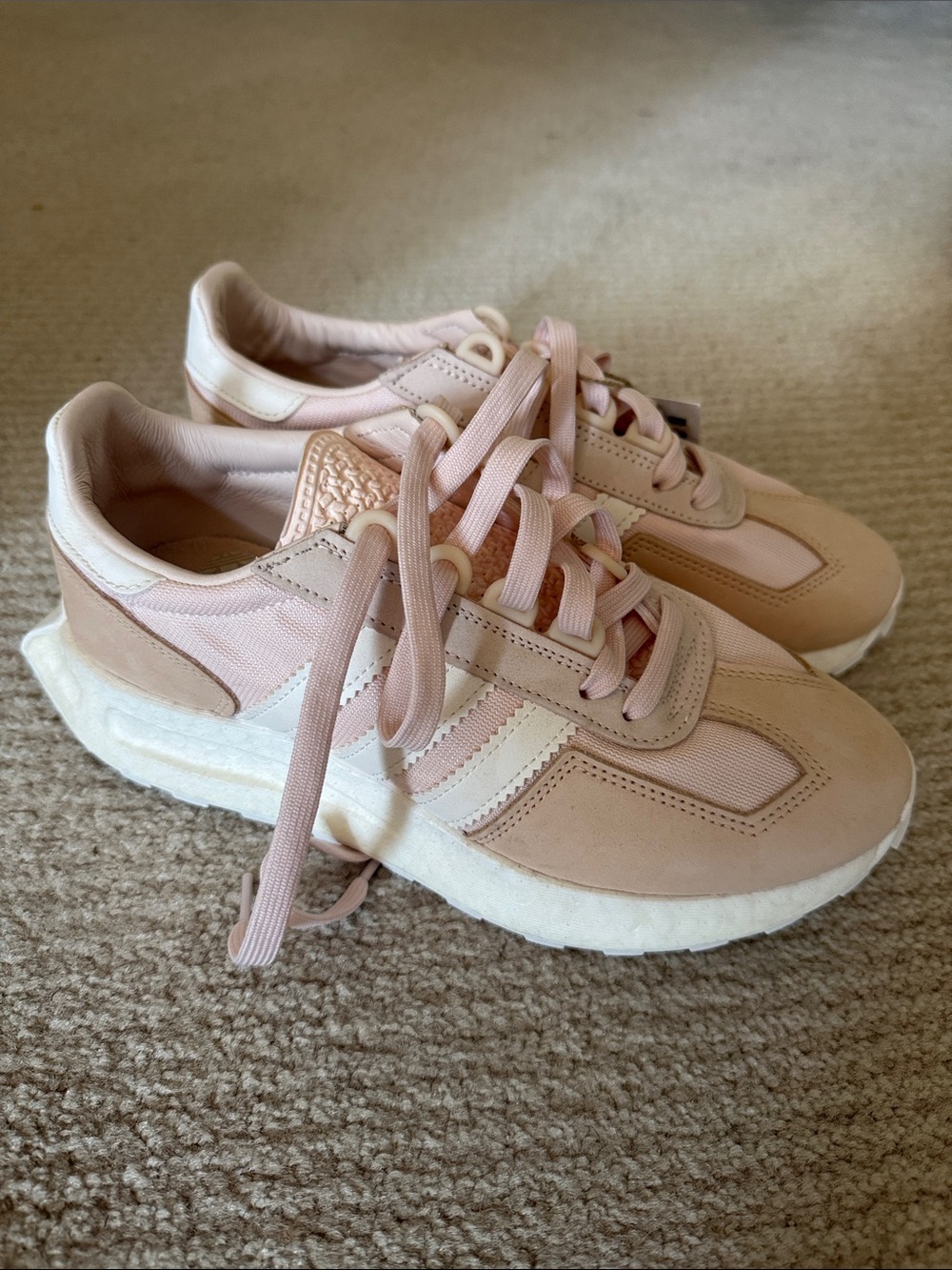 Adidas Retropsy Blush Pink Sneakers
